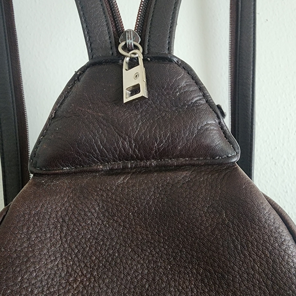 Nine West 90s Dark Academia Grunge Genuine Pebbled Leather Convertible Mini Bag - Picture 7 of 17